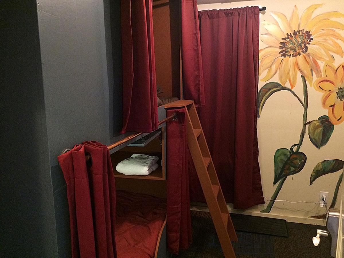 Redlight Historic Bunk Hotel And Speakeasy Truckee Eksteriør billede
