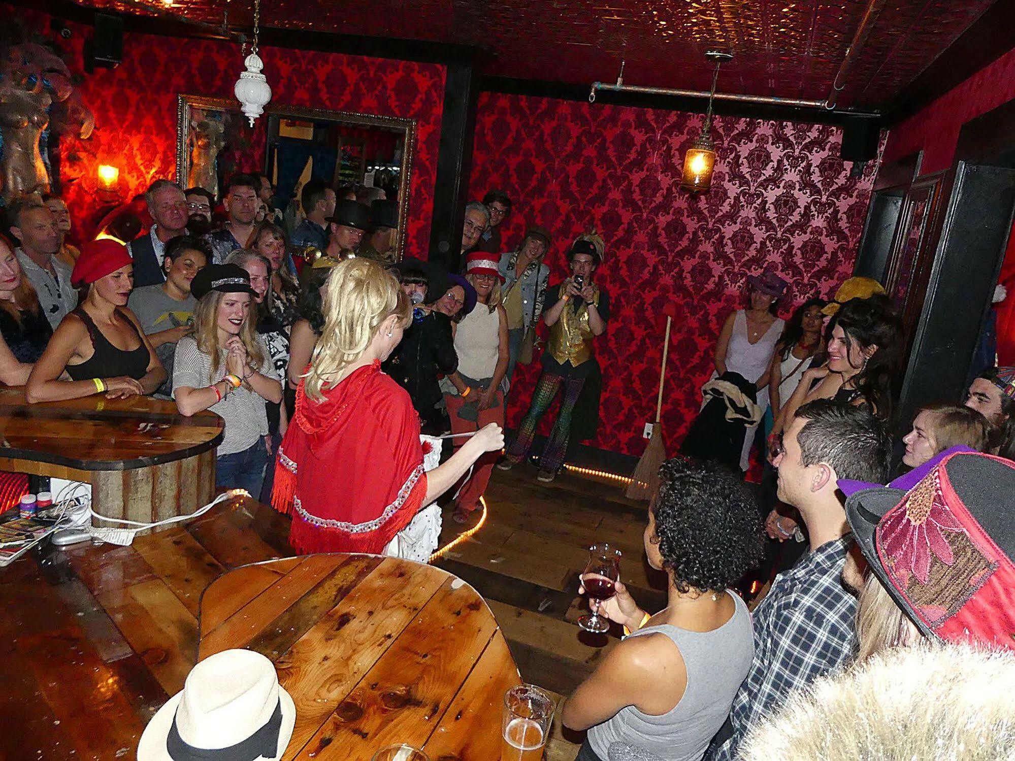 Redlight Historic Bunk Hotel And Speakeasy Truckee Eksteriør billede