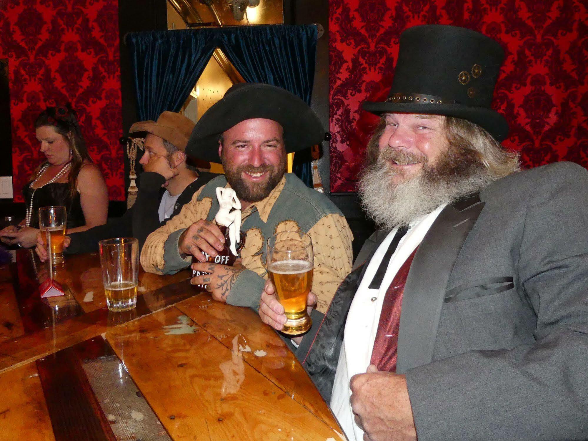 Redlight Historic Bunk Hotel And Speakeasy Truckee Eksteriør billede